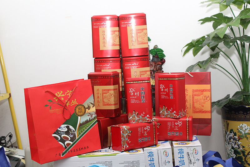 喜迎中秋國慶！擎川公司為員工送上中秋節(jié)福利啦