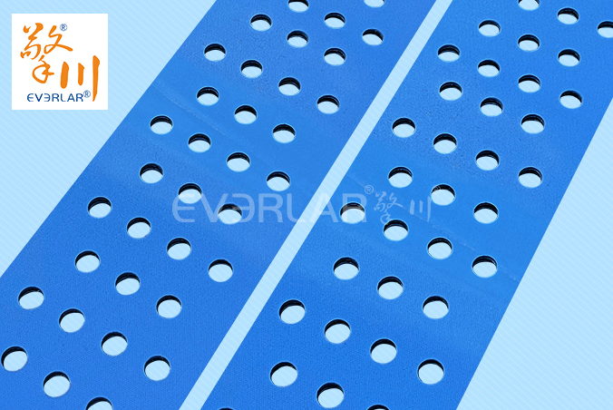 藍色片基帶打孔低噪音耐磨紡織印刷糊盒機皮帶尼龍平面?zhèn)鲃訋? action=