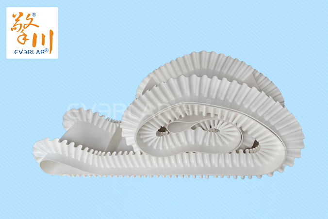 白色PVC輸送帶加擋板裙邊耐磨防側(cè)漏食品包裝機(jī)提升機(jī)輸送流水線皮帶