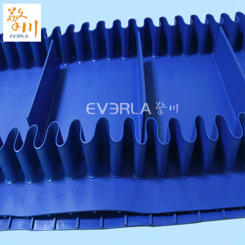 裙邊pvc輸送帶為什么會(huì)發(fā)生漏料？